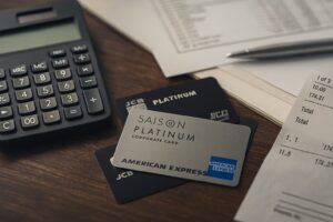 法人カードの支払い方法を徹底解説｜リボ払い・分割払いも含めて整理の解説アイキャッチ